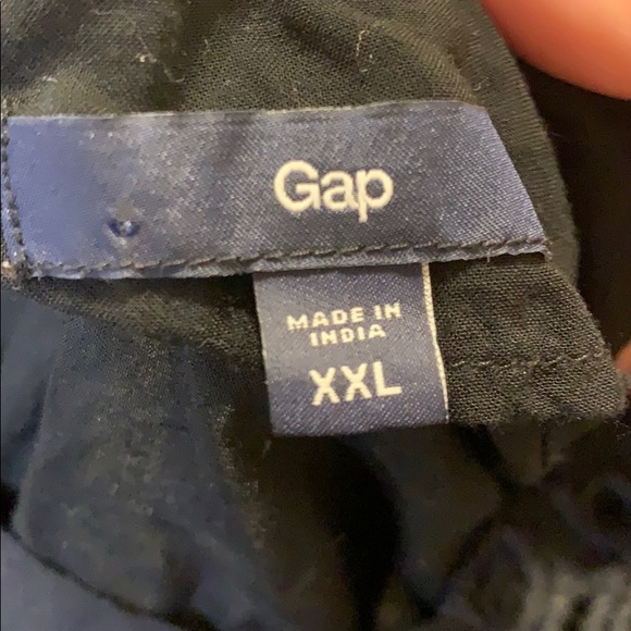 GAP Black Crochet tank top dressy - Picture 4 of 4